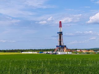 Geothermal Energy and Shale Gas: The Differences